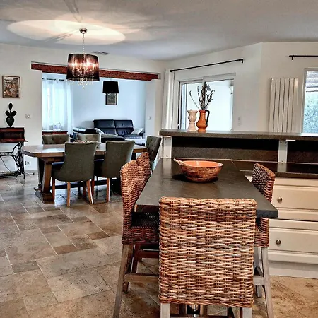 Cozy In With Wifi בית נופש גודארג